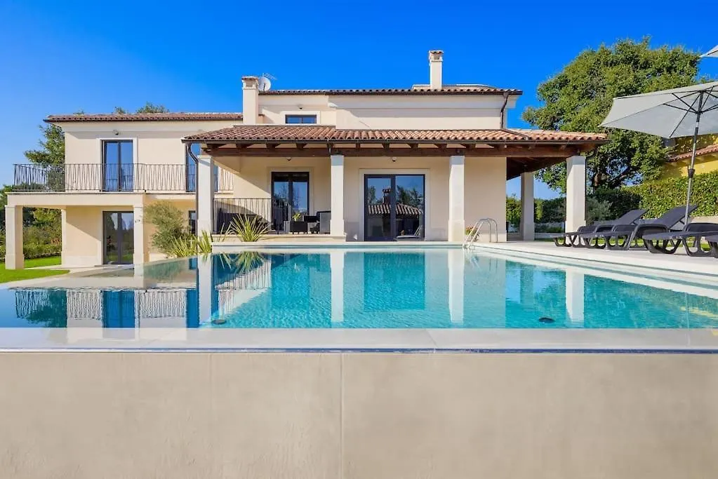 Villa Fiera By Istrialux Svetvincenat