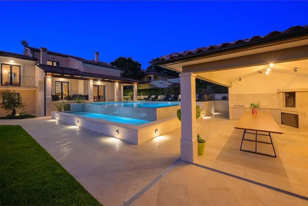Villa Fiera By Istrialux Svetvincenat