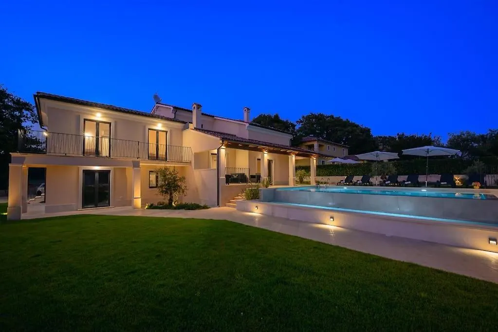 Villa Fiera By Istrialux Svetvincenat