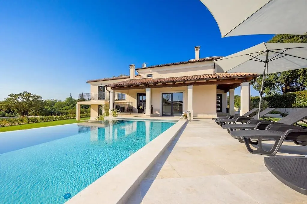 Villa Fiera By Istrialux Svetvincenat