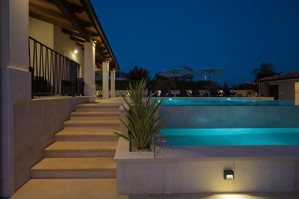 Villa Fiera By Istrialux Svetvincenat 0*,